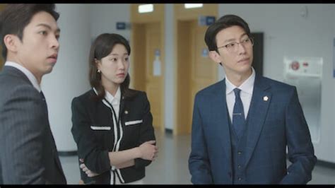Extraordinary attorney woo online subtitrat  On her first day