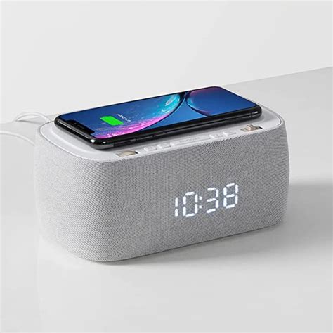 Ezvalo alarm clock with wireless charger  $4226