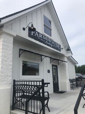 Farmhouse bakery farmington mo  3