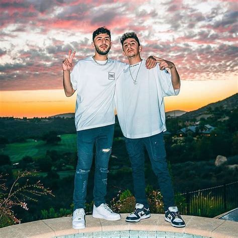 Faze rug brother car HOPE YOU ENJOYED THE VIDEO, DROP A LIKE IF YOU LIKE!SUBSCRIBE TO US ⇢ US ON INSTAGRAM!⇢ Papa Rug - Rug, a popular YouTube personality and member of the FaZe Clan, has amassed a massive following through his engaging content and charismatic persona