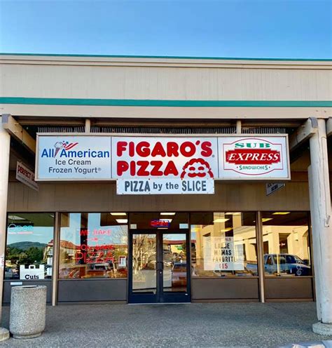 Figaro's pizza key center  M $17