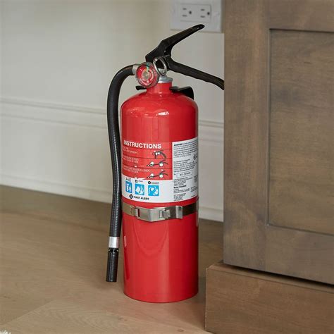 First alert fire extinguisher  This UL rated type 2-A:10-B:C fire extinguisher is effective against the most common household fires: wood, paper, fabric, flammable