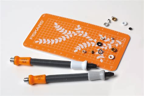 Fiskars eyelet setter 44