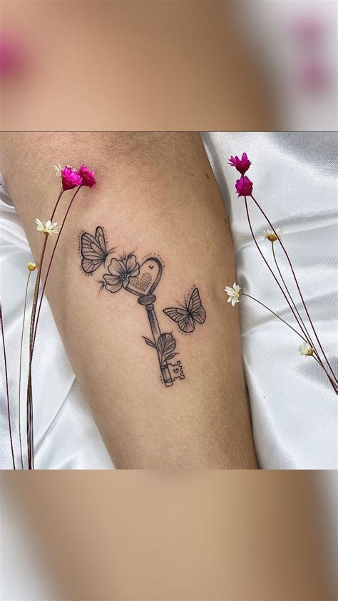 Flash tattoo feminina 7cm  It really depends heavily upon the design, the artist, and where in the world you're getting your tattoo