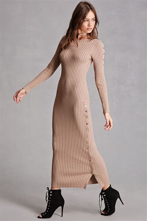 Fleshy knit dress 