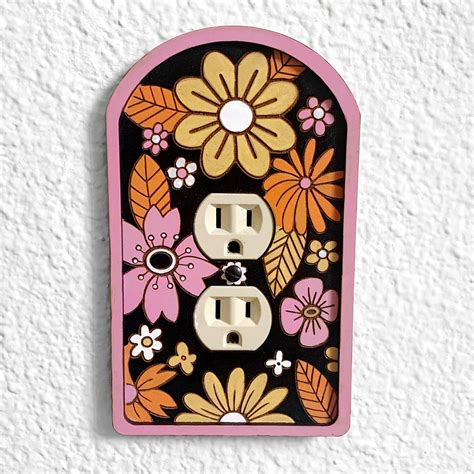 Floral outlet covers 00