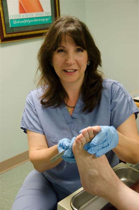 Foot doctor rocky mount nc  Jamie Lorraine Evans, MD