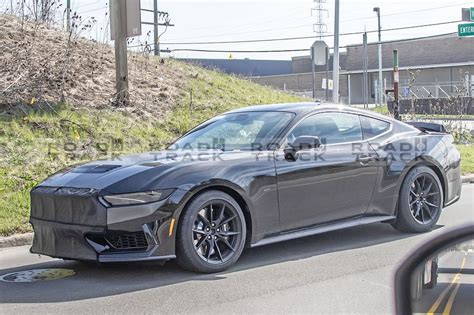 2024 Ford Mustang Center-Exit Exhaust Prototype - Pictures