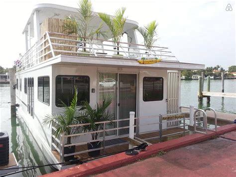 Fort lauderdale houseboat rentals  Established in 2008