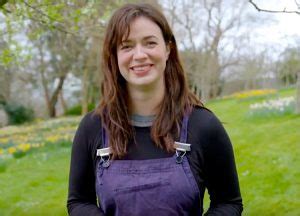 Frances tophill is she married She presents Gardeners' World together with Monty Don, Adam Frost, Arit Anderson, Advolly Richmond, Rachel de Thame, Nick Bailey, Mark Lane, Carol Klein and Joe Swift