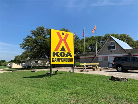 Fredericksburg koa texas  Marble Falls and the surrounding area offer many restaurants, shopping, golf courses, watersports, and outdoor recreation