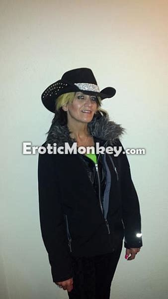 Fresno escort erotic monkey  42