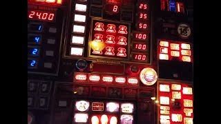 Fruit machine deal or no deal  from United Kingdom