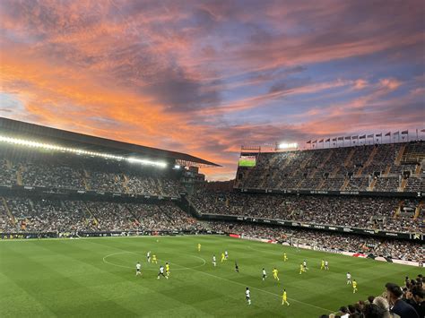 Fußballreisen lille  4,8 / 5 (159) (159 Bewertungen)