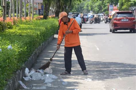 Gaji ob dan cleaning service 993