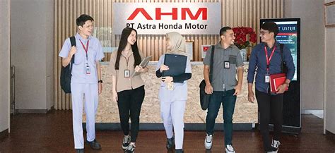 Gaji pt ahm com Gaji PT Astra Daihatsu Motor Plant Karawang untuk bagian Administrasi adalah Rp5