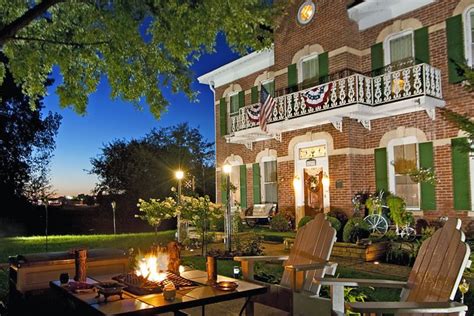 Galena illinois places to stay  6