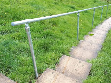 Galvanised handrail screwfix  Galvanised Steel: External Depth: 75 mm: External Height: 150 mm: External Width: 150 mm: Fixings Supplied: Fittings Not Supplied: IP Rating: IP20