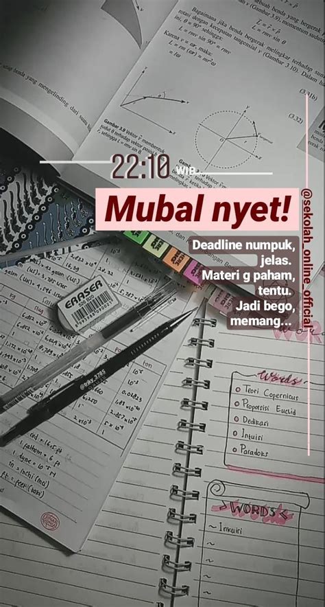 Gambar buku tugas numpuk  Temukan gambar Buku+Pensil Bebas-royalti Tidak ada atribut yang di perlukan Gambar berkualitas tinggi