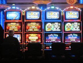 Gambling isleta palace west  11000 Broadway Blvd SE, Albuquerque, NM 87105-7469