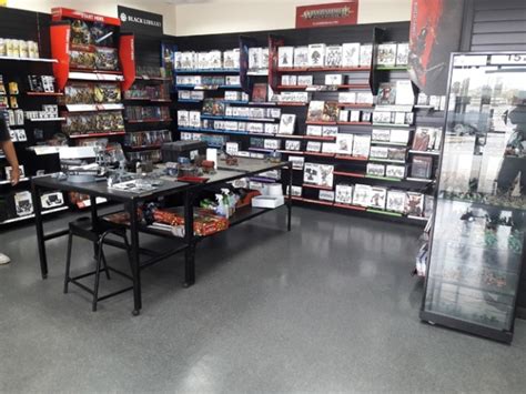 Games workshop orland park  is conveniently located at