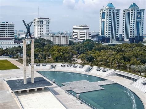 Gapangan banteng  Dibuka pada 15 September lalu, pameran Flona 2023 di Lapangan Banteng akan digelar hingga 16 Oktober 2023