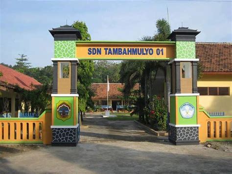 Gapura sekolah terbaik  1