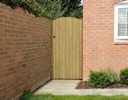 Garden gates southend 52m