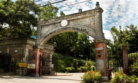 Gate 3 dlsud  With the campus’ proximity to Laguna Technopark that