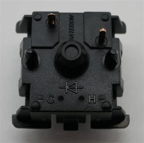 Gateron uhmknown  Gateron has teamed up with Keychron to bring you an exclusive Phantom switch