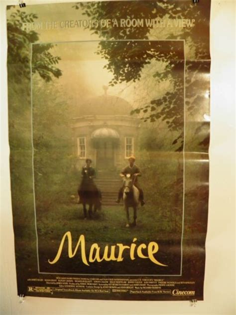 Gay voyr  Maurice (1987) Released in 1987, Maurice is one of very few explicitly gay love stories that pre-dates the 1990s