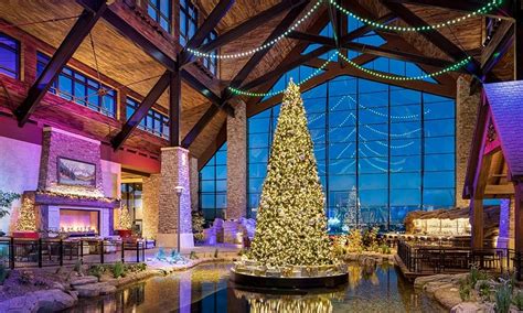 Gaylord rockies new year's eve 2022 m