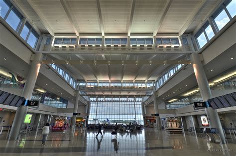 George bush international airport car rental  You can use our search engine to compare car prices based on car category and choose your perfect auto