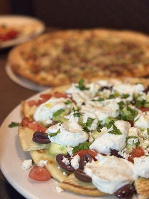 Georges pizza unionville  - See 109 traveler reviews, 20 candid photos, and great deals for Unionville, CT, at Tripadvisor