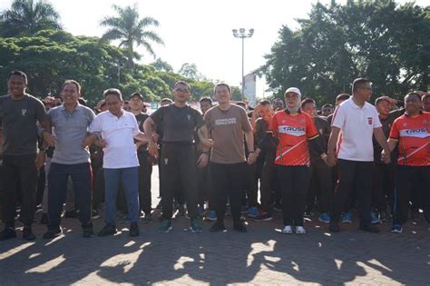 Giat bangun indonesia REPUBLIK INDONESIA