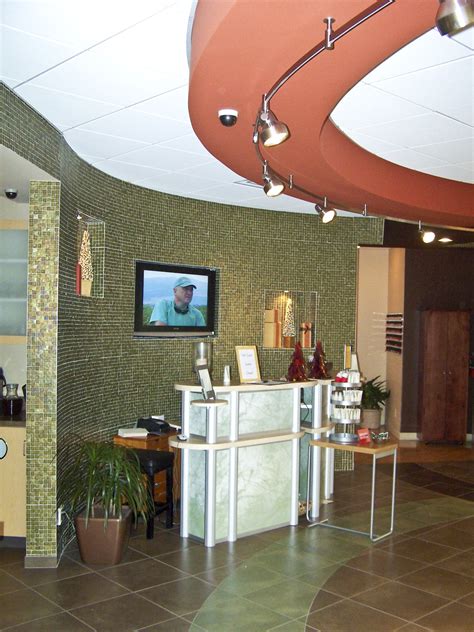 Ginger bay kirkwood open appointments  GINGER BAY SALON SPA is an Aveda concept salon with two locations in Kirkwood and Town and Country, MO