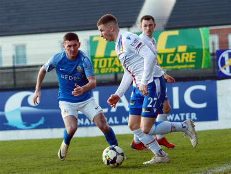 Glenavon futbol24  W W W W L