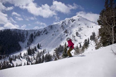 Gnarshmallow ski the east  and Thomas Harari tested the 2023-2024 Salomon Stance 96 this spring at Powder Mountain in Utah