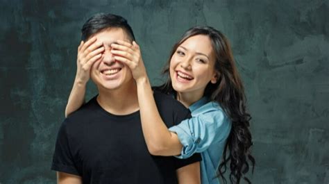 Gombalin pacar biar ketawa Kata-kata gombal lucu buat pacar