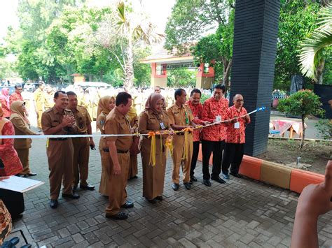 Gor djaya ulasan  Adapun biaya sewa lapangan di tempat ini berkisar Rp60 ribu per jam dengan minimal waktu penyewaan dua