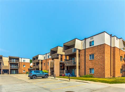 Grand forks north dakota apartments under $900  Discover 185 spacious units for rent with modern amenities and a variety of floor plans to fit your lifestyle