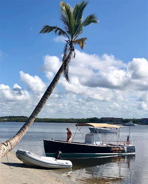 Guanabanas boat ride  Located on the Jupiter Inlet with a small marina dock for dive and charter fishing boats