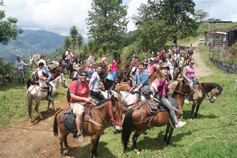 Guanabanas boat ride  Guanabana Tours: El Peñol and an Exhilarating ride through the mountains