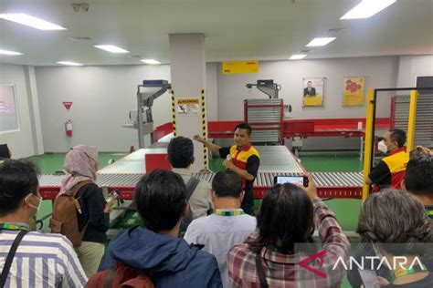 Gudang dhl cikarang  tersimpan