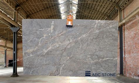Hamparan stone  Hamparan Stone terus melakukan iovasi produk untuk meningkatkan kualitas sekaligus pimpin bisnis penyedia batu alam - Halaman 1