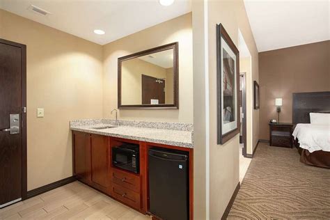 Hampton inn suites i 35 mulvane mulvane ks  Free Wi-Fi access is available, and