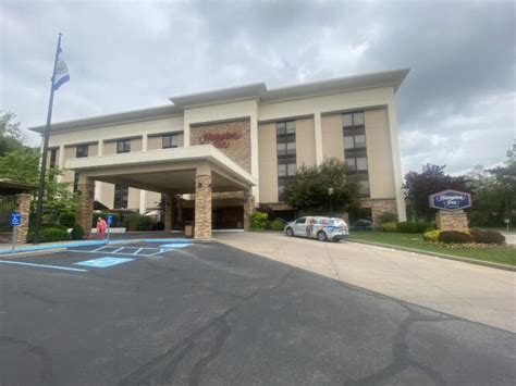 Hampton inn wheeling il Stay at this business-friendly hotel in Triadelphia