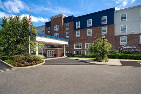 Hampton inn yonkers ny tuckahoe road What companies run services between Manhattan, NY, USA and Hampton Inn & Suites Yonkers - Westchester, NY, USA? Metro-North Railroad (MNR) operates a train from Harlem-125 St to Tuckahoe every 30 minutes