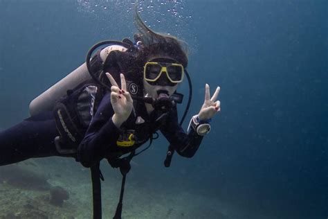 Handicap scuba diving bali Three islands off Bali’s southeast coast—Nusa Lembongan, Nusa Penida, and Nusa Ceningan—offer some of the best scuba diving among Indonesia’s coral wonders