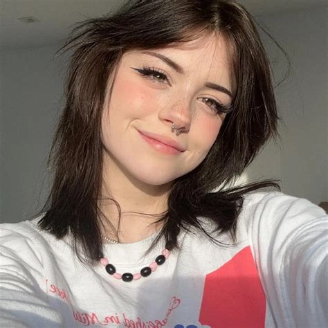 Hannah kabel fapello  She started her journey to fame in 2018 by posting hilarious lip-sync videos on TikTok